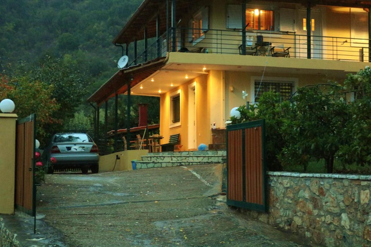 Villa Polytimi House Kalavryta Exterior foto